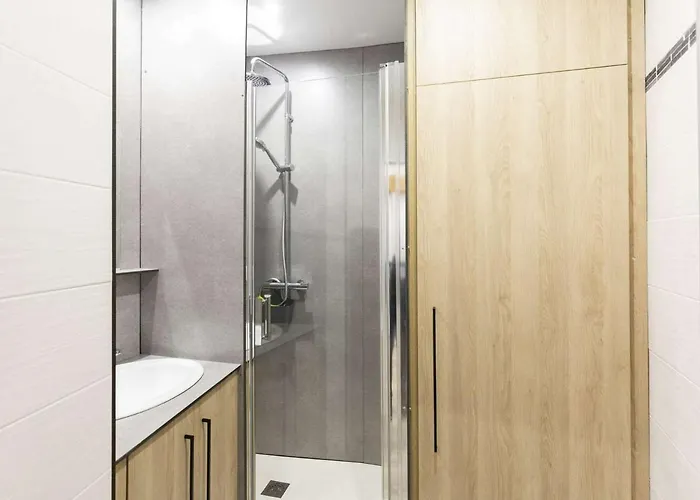 Διαμέρισμα 4-6 Pers, Rdc, Bien Equipe, Proche Telecabine Et Commodites. - Fr-1-401-230 *